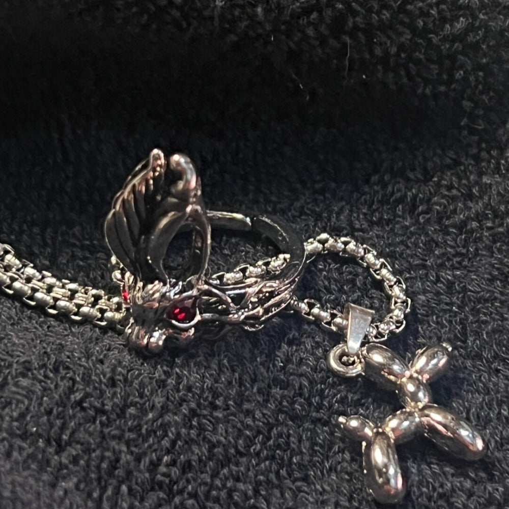 Dark Fairy Tale Red-Eye Rabbit Ring