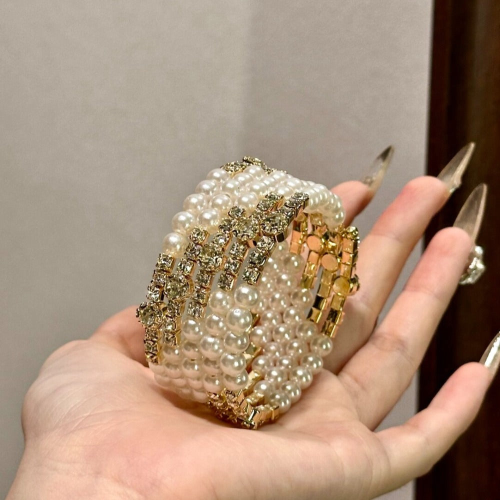 Vintage Gold-Beaded Bracelet