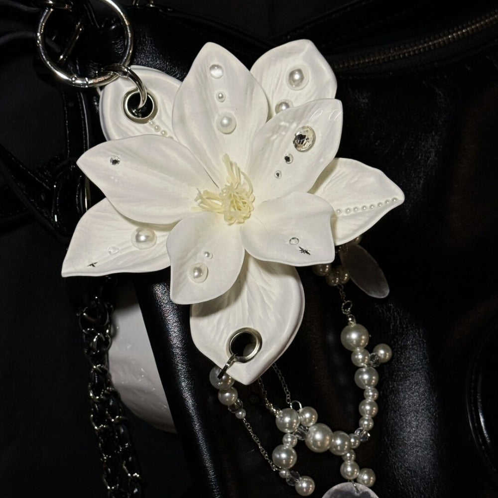 Hollow Valley Thorn Series – Magnolia Bag Charm