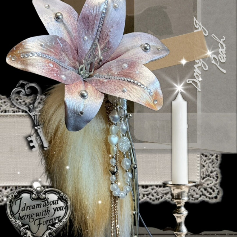 Graffiti Garden Series – Lily Bag Charm
