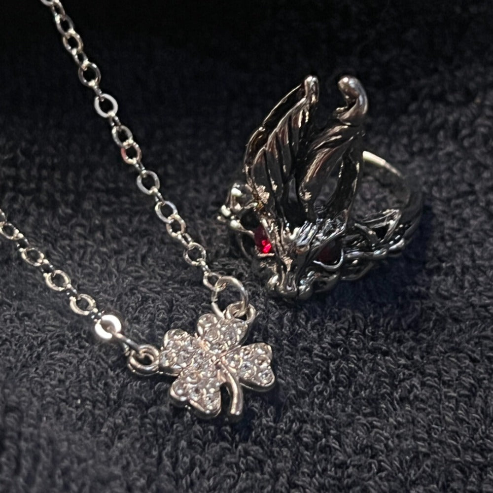 Dark Fairy Tale Red-Eye Rabbit Ring