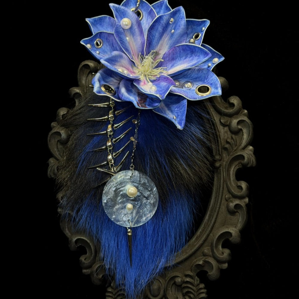 Hollow Valley Thorn Series – Magnolia Bag Charm